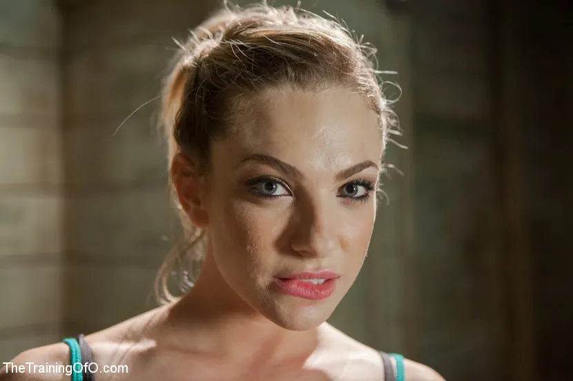 Kink '女の子を訓練して、もっと元気にする、1日目' 主演 Bailey Blue (写真 12)