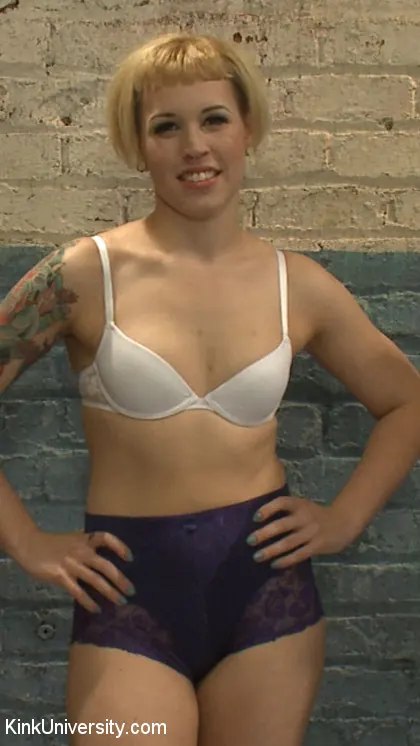 Kink 'Sploshing：遊びと痛みのための食べ物とセクシーな感覚' 主演 Barbary Rose (写真 13)