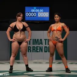 Bella Rossi in 'Kink' 5th vs 3rd: Bella has the Dragon reeling, fingers in the pussy, painful grapvines, boob smothering. (Thumbnail 2)