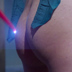 Bella Rossi に 'Kink' ベラ・ロッシのElectroslut！ (サムネイル 3)