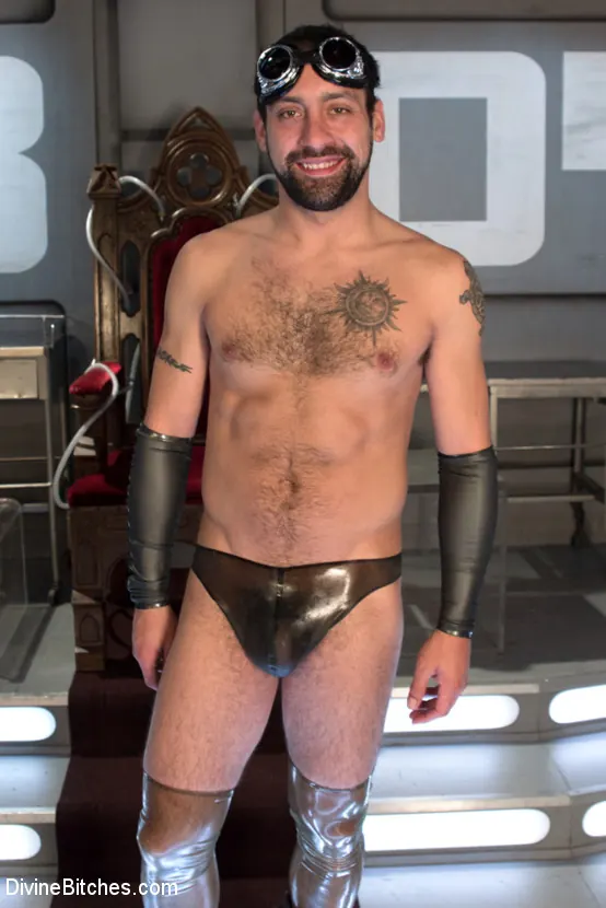 Kink 'Deep Space Domination: the Future is Female' starring Bella Rossi (Photo 1)