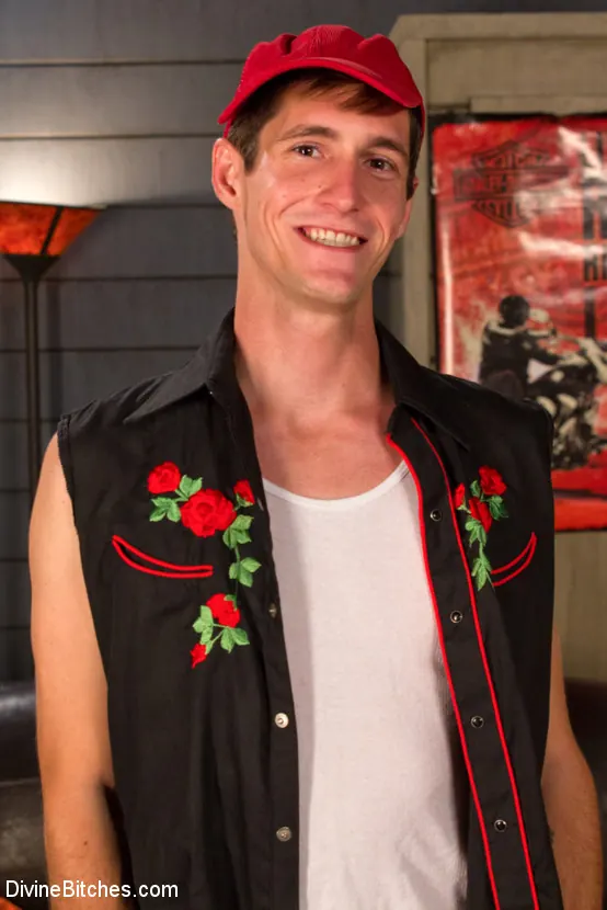 Kink 'Husband Training' starring Bella Rossi (Photo 1)