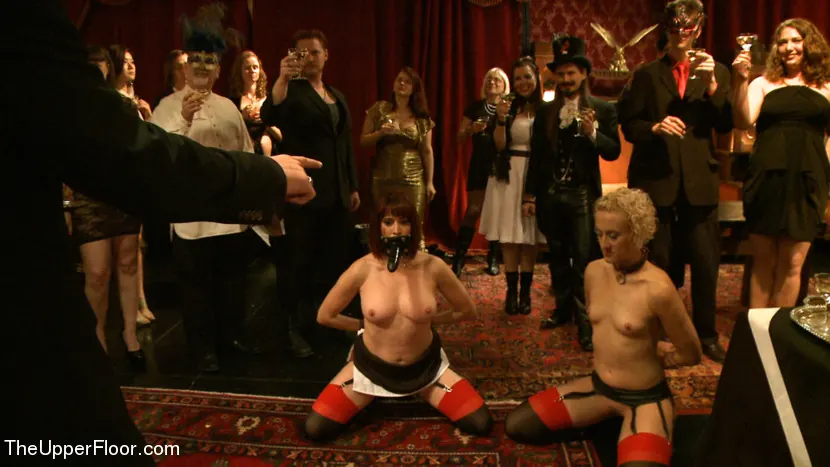 Kink 'New Year's Eve!' starring Bella Rossi (Photo 1)