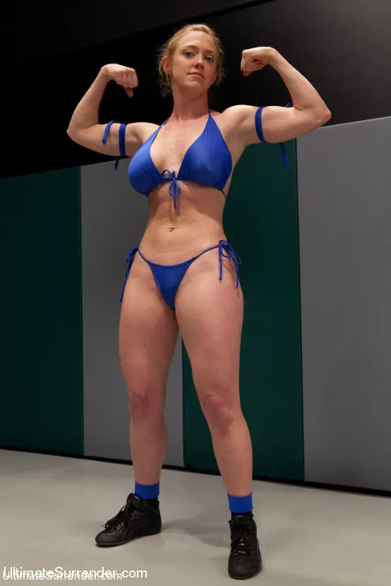 Kink 'ラウンド1タグチームベラ・ロッシ、ミッシャ・ブルックスvs.ダーリン、リリーン・レイ' 主演 Bella Rossi (写真 9)