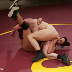Bella Rossi in 'Kink' SV S10 9th meets 5th. Two Voluptuous Welterweight Clash on the mats (Thumbnail 15)