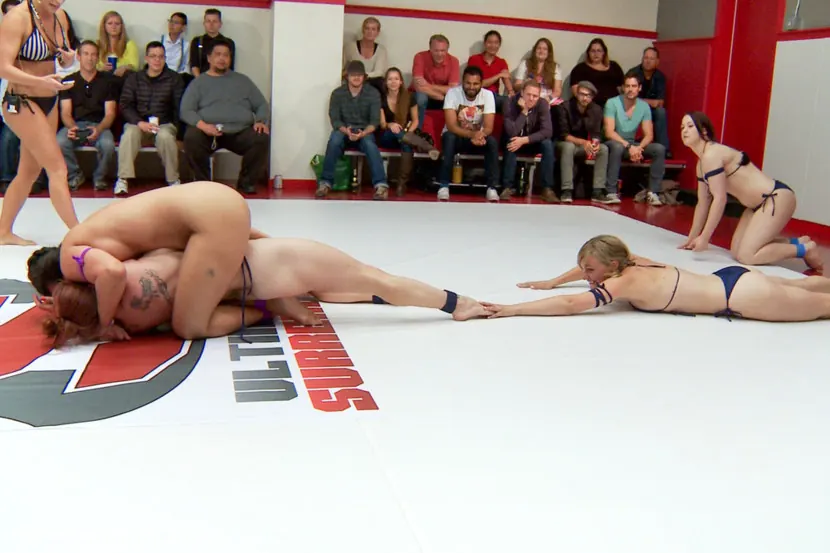 Kink 'Team Queen vs. Team Wrangler 2nd match up of the season' starring Bella Rossi (Photo 5)