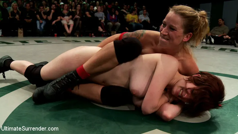 Kink 'ラウンド3 TIT n 'スラム！チームブラック、ベレッタジェームズ、アイオナグレース、VS。チームレッド、セレナブレア、ベル' 主演 Bella Wilde (写真 4)