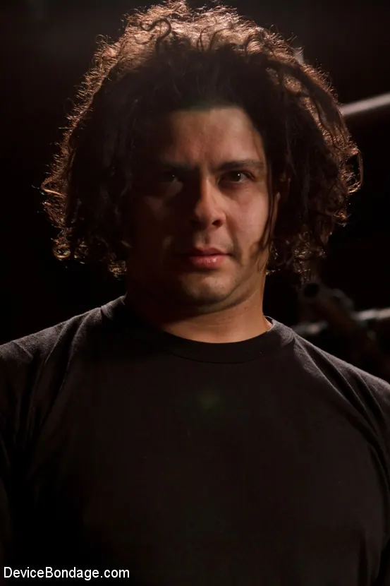 Kink '戻る' 主演 Beretta James (写真 7)