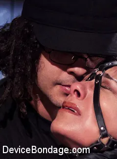 Kink 'Betraying Beretta James' starring Beretta James (Photo 9)