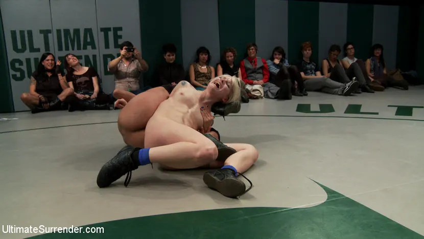 Kink 'RD 34 of March's Live Tag Team Match: Totally non-scripted collegian style sexual lesbian wresting!' starring Beretta James (Photo 19)