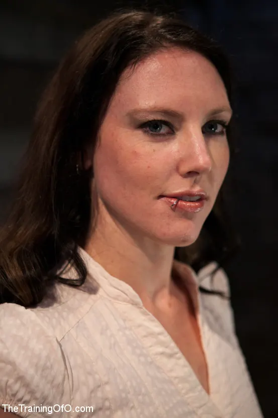 Kink 'Siete esclavos: esclavitud extrema, ejercicio agotador y orgasmos abrumadores exponen a los débiles' protagonizando Beretta James (foto 2)