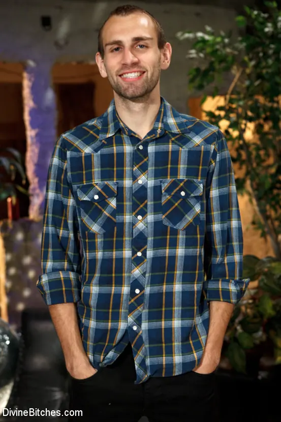 Kink 'Your Pain Is My Pleasure' starring Blake (Photo 15)