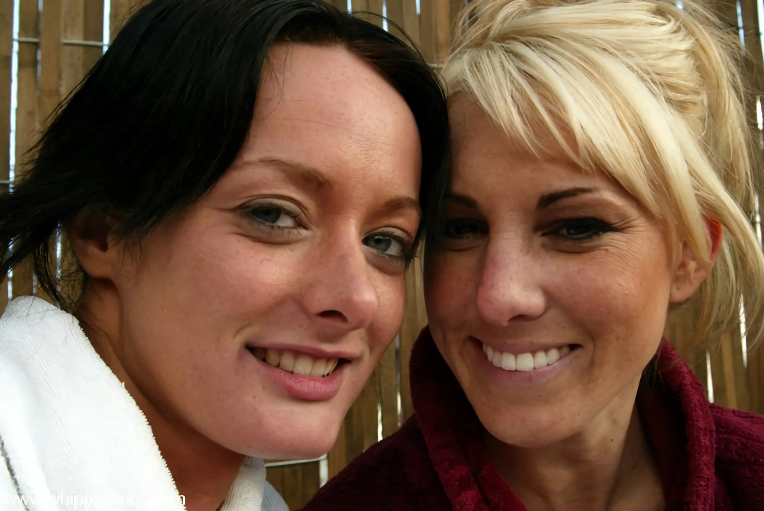 Bobbi Dean に 'メリッサ・ローレンとボビー・ディーン' from 'Kink' (写真 15) Kink 'メリッサ・ローレンとボビー・ディーン' 主演 Bobbi Dean (写真 15)