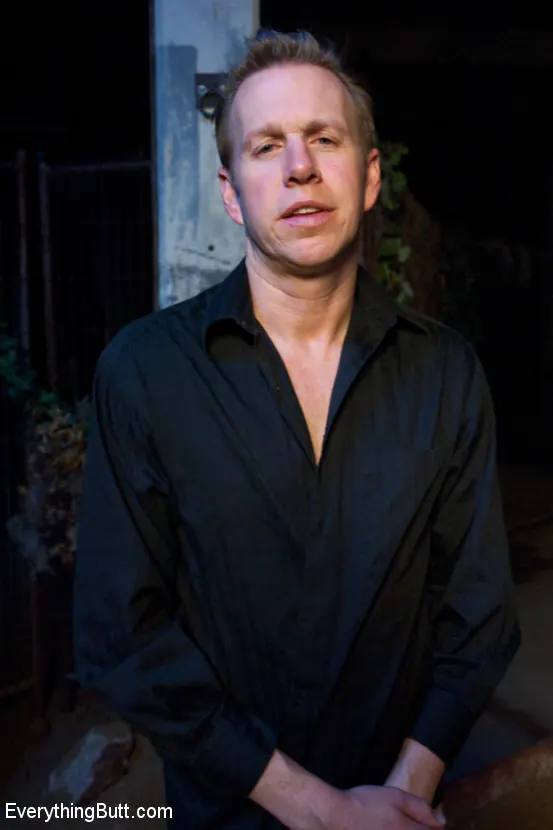 Kink 'アナル・ハウティング' 主演 Bobbi Starr (写真 9)