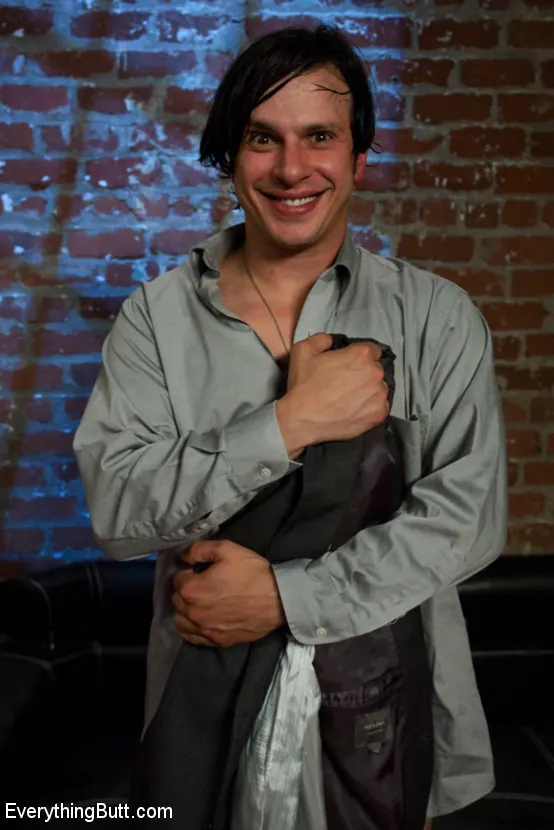 Kink 'アナルいたずら' 主演 Bobbi Starr (写真 17)