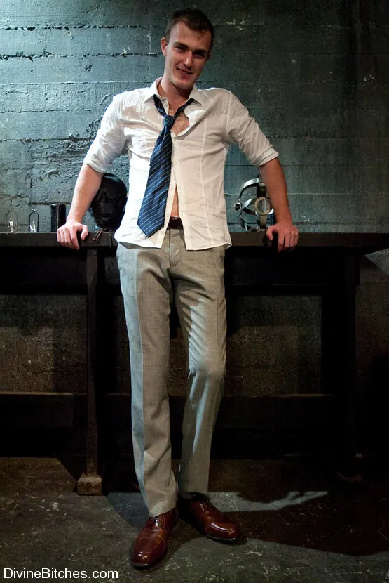 Bobbi Starr に '貞操Cuckold奴隷:私の猫の彼の雄鶏をにおい' from 'Kink' (写真 11) Kink '貞操Cuckold奴隷:私の猫の彼の雄鶏をにおい' 主演 Bobbi Starr (写真 11)