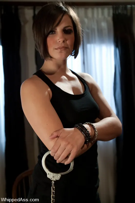 Kink 'No boys at this party' starring Bobbi Starr (Photo 10)