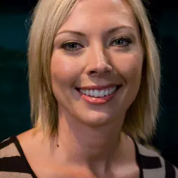 Bobbi Starr に 'Kink' だからあなたは肛門の娼婦になりたい。 BobbiがSkylarに言った (サムネイル 2)