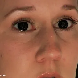 Bonnie Day に だから無邪気なので、尻をパブリックに犯され、見知らぬ人がジゼイズする! (写真 12) Bonnie Day に 'Kink' だから無邪気なので、尻をパブリックに犯され、見知らぬ人がジゼイズする! (サムネイル 12)