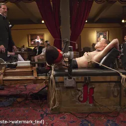 Bonnie Day に 'Kink' 2つの美しいコックスラットは、日曜日のブランチ群衆を楽しませる (サムネイル 8)