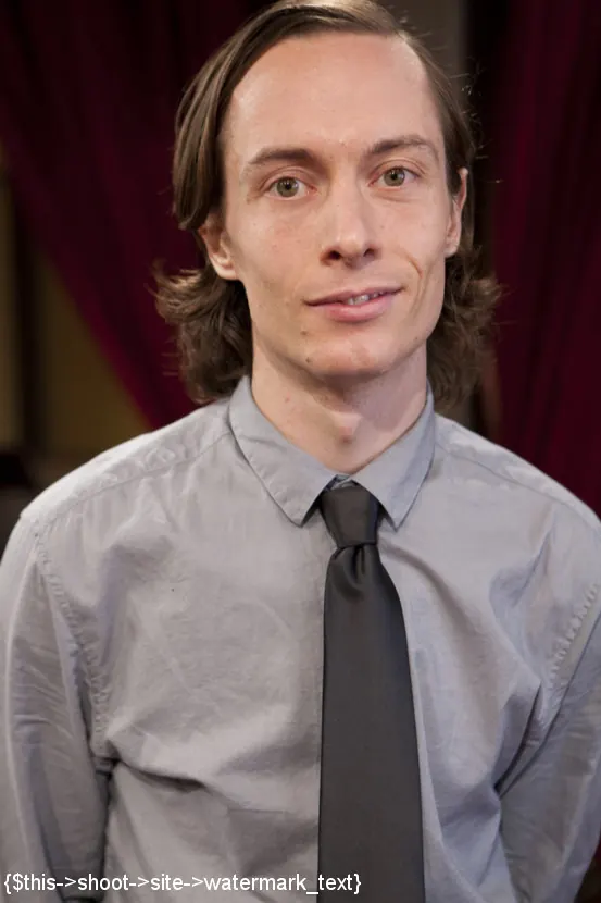 Bonnie Day en 'Dos hermosas zorras de polla entretienen a la multitud del brunch del domingo' from 'Kink' (foto 14) Kink 'Dos hermosas zorras de polla entretienen a la multitud del brunch del domingo' protagonizando Bonnie Day (foto 14)