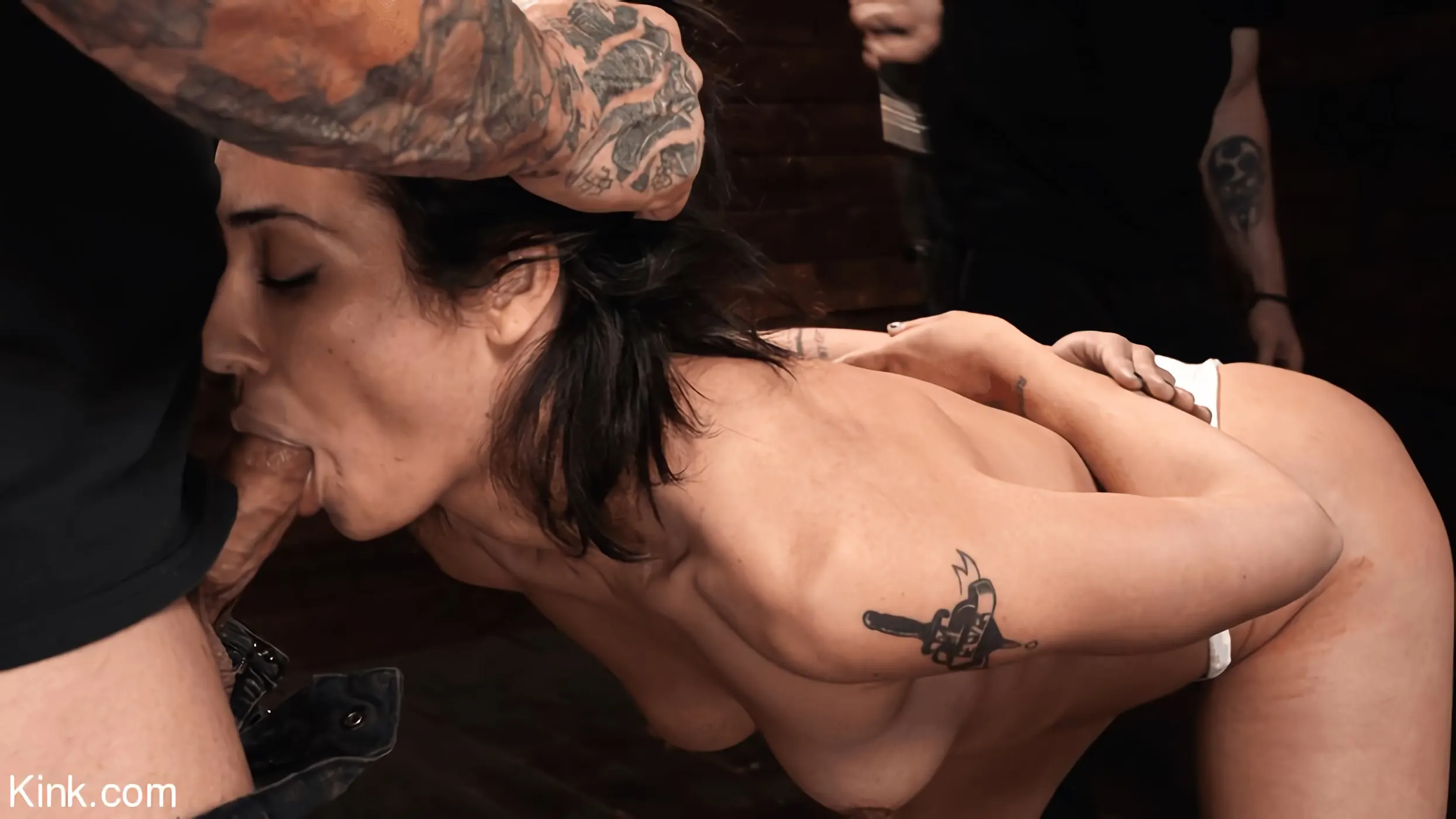 Brooklyn Gray en 'Escuela de sumisión, día dos: Brooklyn Gray' from 'Kink' (foto 13) Kink 'Escuela de sumisión, día dos: Brooklyn Gray' protagonizando Brooklyn Gray (foto 13)