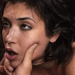 Brooklyn Gray en Escuela de sumisión, día dos: Brooklyn Gray (foto 26) Brooklyn Gray en 'Kink' Escuela de sumisión, día dos: Brooklyn Gray (Miniatura 26)