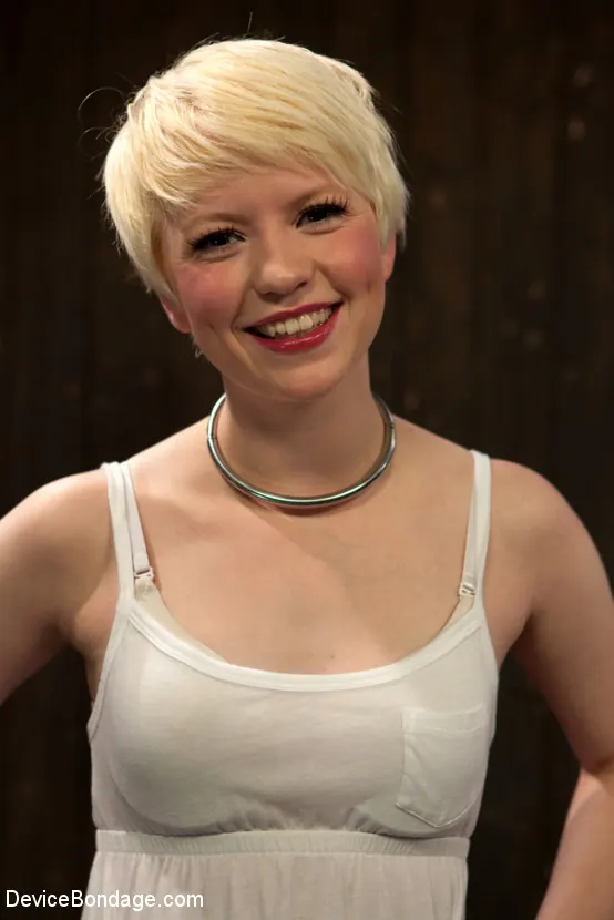 Kink 'gets a smack-down into submission - Live Show Part 3' starring Bryn Blayne (Photo 1)