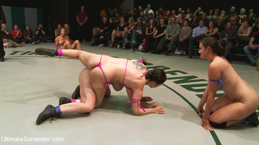 Kink 'RD 14 of May's Live Tag Team Match: Totally non-scripted lesbian wrestling!' starring Bryn Blayne (Photo 7)