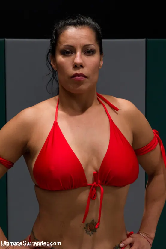 Kink '2月のライブタグチームマッチのRD 34：残忍なアクション、壊滅的なはさみロック、スカーフチョーク。ホット！' 主演 Bryn Blayne (写真 8)