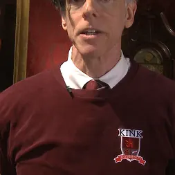 Cadence Cross en 'Kink' Castigo con varas: de sensual a sádico (Miniatura 10)