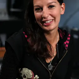 Cali in AMATEUR GIRL FRIDAYS Kali (Photo 2) Cali in 'Kink' AMATEUR GIRL FRIDAYS Kali (Thumbnail 2)