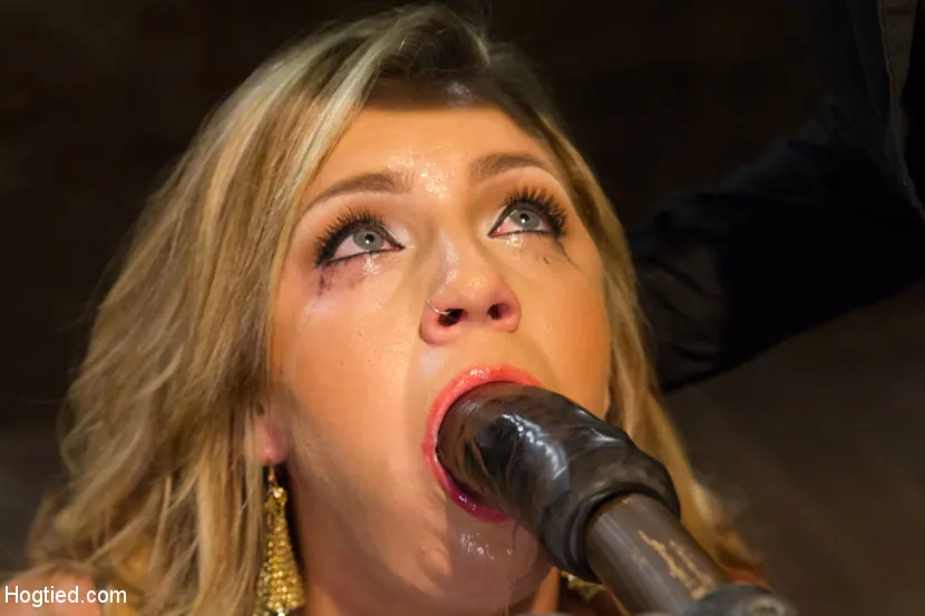 Kink 'Horny Slut Can't Stop Fucking Herself' starring Cameron Dee (Photo 17)