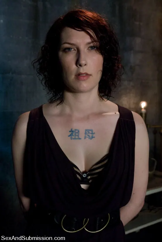 Kink 'カルメン・スターク' 主演 カルメン・スターク (写真 2)