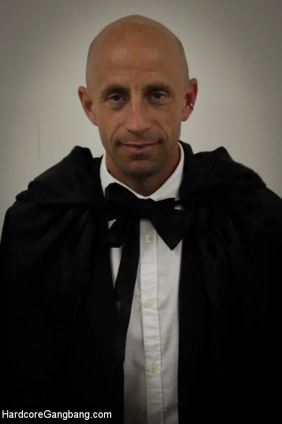 Kink 'The Satanic Virgin Sacrifice Of Carter Cruise' starring Carter Cruise (Photo 6)