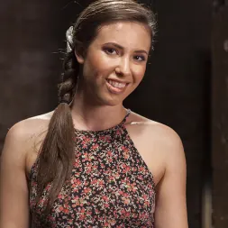 Casey Calvert en 'Kink' Anal Hooked and Gagged (Miniatura 8)