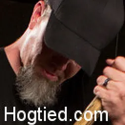 Casey Calvert en 'Kink' Casey Calvet soporta esclavitud brutal y castigo devastador (Miniatura 18)