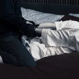 Casey Calvert en 'Kink' Diario de un loco, temporada 2, episodio 1: Malas decisiones (Miniatura 15)