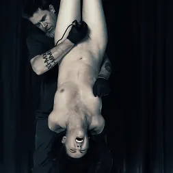 Casey Calvert en 'Kink' Diario de un loco, temporada 2, episodio 2: Aprendiendo a las malas (Miniatura 8)