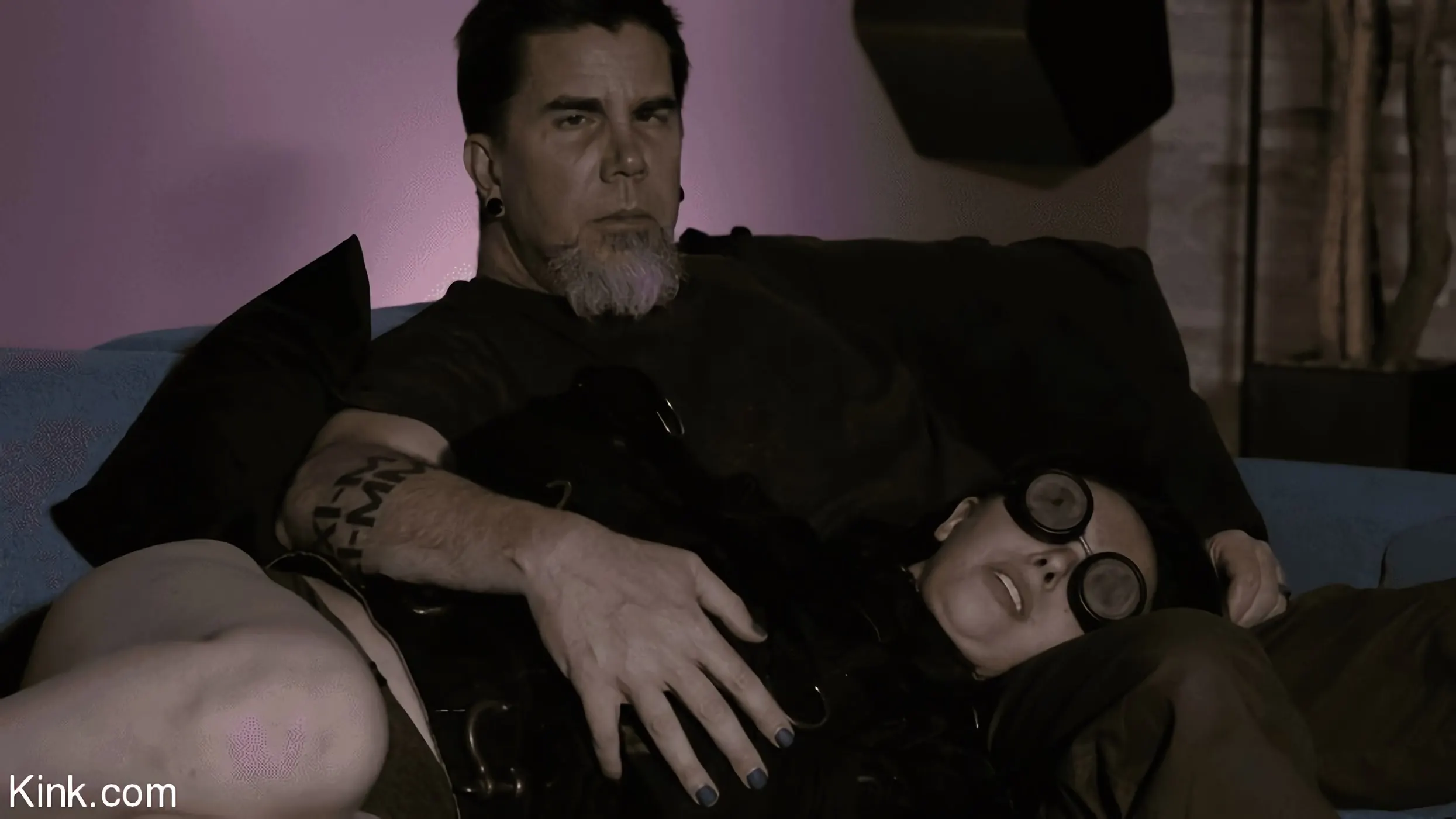 Kink 'Diario de un loco, temporada 2, episodio 3: Un giro a peor' protagonizando Casey Calvert (foto 5)