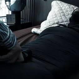 Casey Calvert en 'Kink' Diario de un loco, temporada 2, episodio 3: Un giro a peor (Miniatura 10)