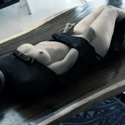 Casey Calvert en 'Kink' Diario de un loco, temporada 2, episodio 3: Un giro a peor (Miniatura 18)