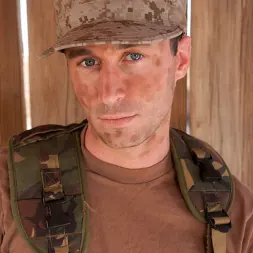 Casey Calvert en 'Kink' Operación Anal Desierto: Presentación: Dos hermosas chicas folladas brutalmente en el desierto (Miniatura 1)