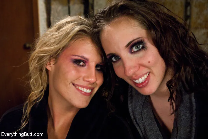 Kink 'Apocalipsis anal' protagonizando Charisma Cappelli (foto 16)