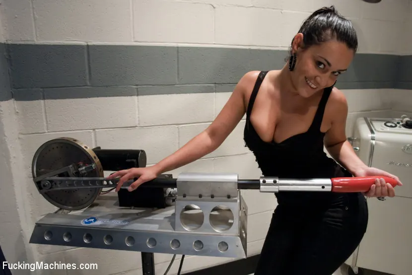 Kink 'Vibrador lujurioso' protagonizando Charley Chase (foto 2)