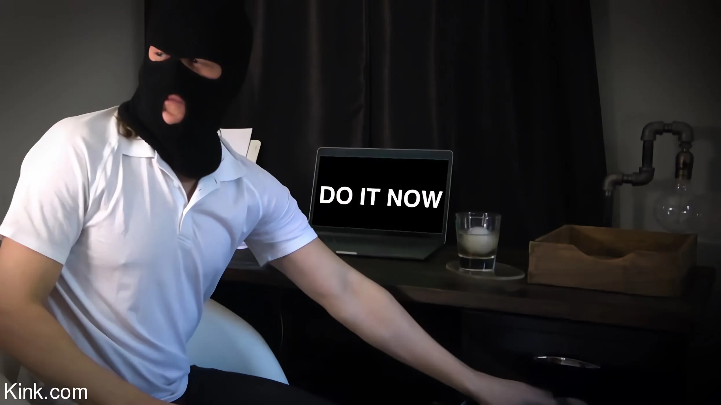 Kink '提案の力、パート1:シャーロットの罪と叔父アルフィー' 主演 Charlotte Sins (写真 3)