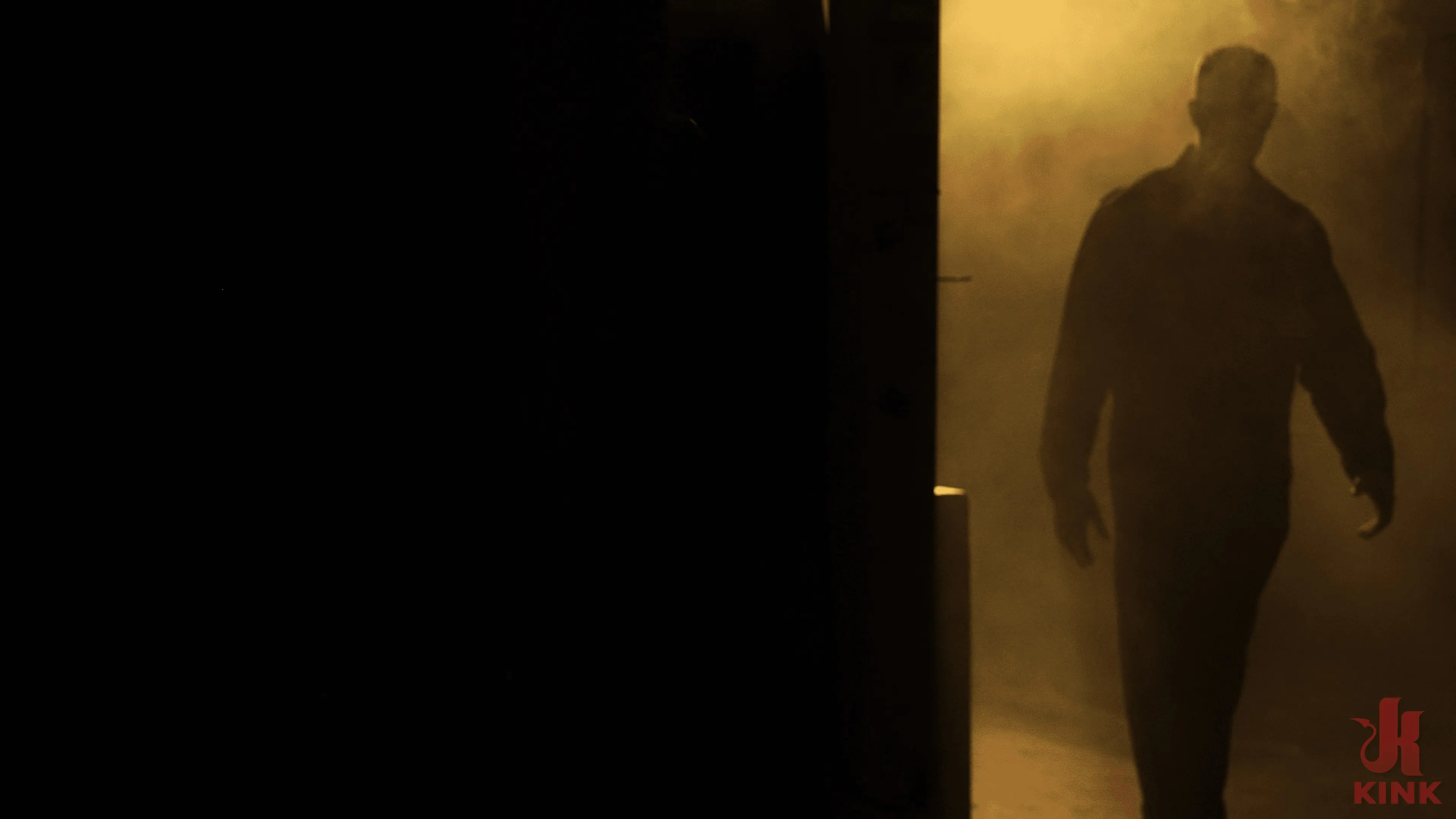 Kink '間違った時間に間違った場所:シャーロット罪とクリスチャンワイルド' 主演 Charlotte Sins (写真 2)