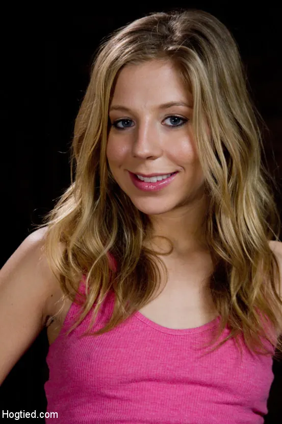 Kink 'Run Through Her Paces!' 主演 Chastity Lynn (写真 2)