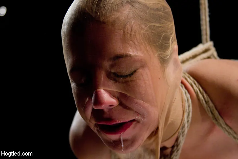 Kink 'Run Through Her Paces!' starring Chastity Lynn (Photo 24)