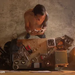 Cherie Deville に 'Kink' 肛門の復讐 (サムネイル 27)